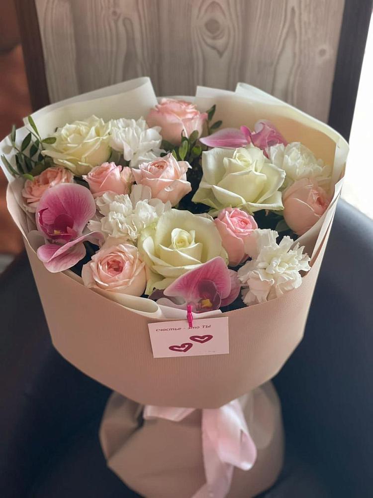 Букет цветов из: Орхидеи, Розы и Гвоздики в Вешки