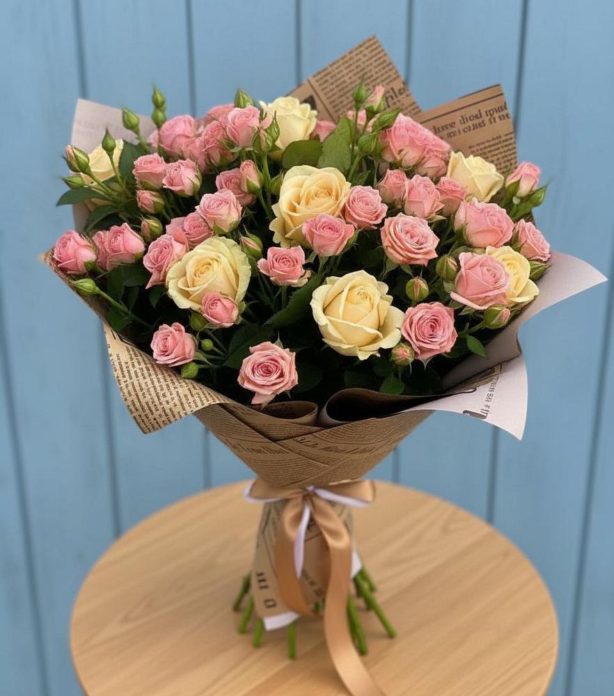 Букет цветов из: Розы в Вешки