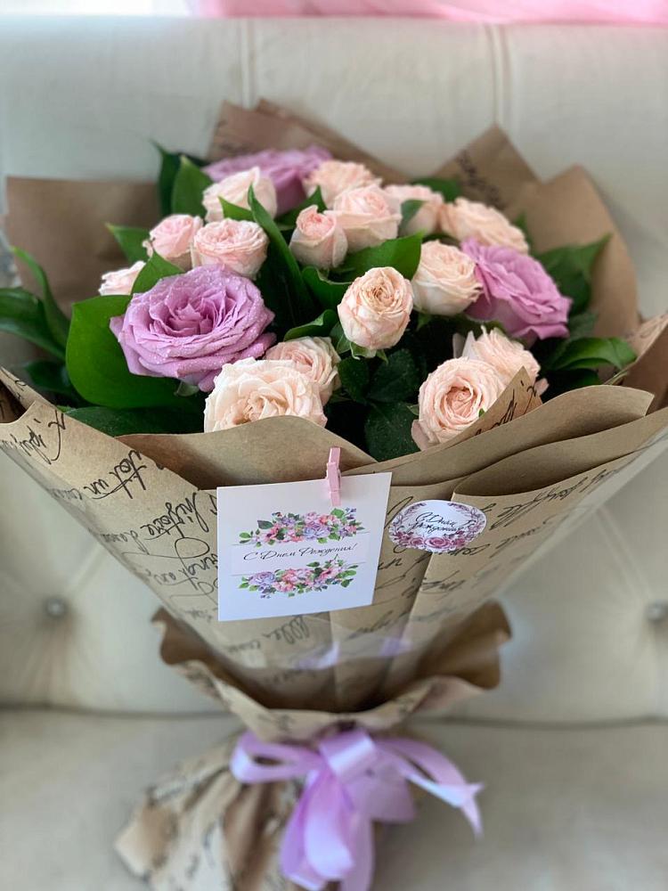 Букет цветов из: Розы в Вешки