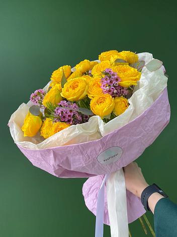 Букет Кустовые желтые розы в Вешки