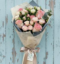 Букет цветов из:  Розы в Вешки