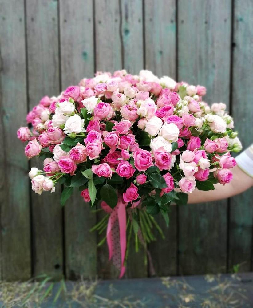 Букет Розовые кустовые розы Натали и Лав Лидия в Вешки