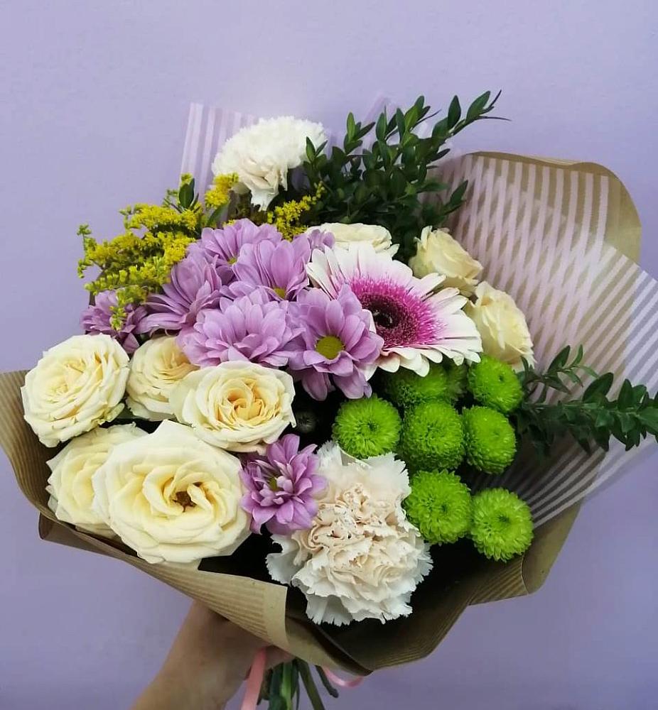 Букет цветов из: Хризантемы, Розы, Гвоздики и Герберы в Вешки