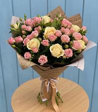 Букет цветов из:  Розы в Вешки