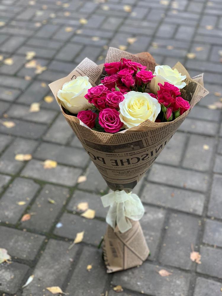 Букет цветов из: Розы в Вешки
