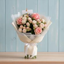 Букет цветов из:  Розы в Вешки